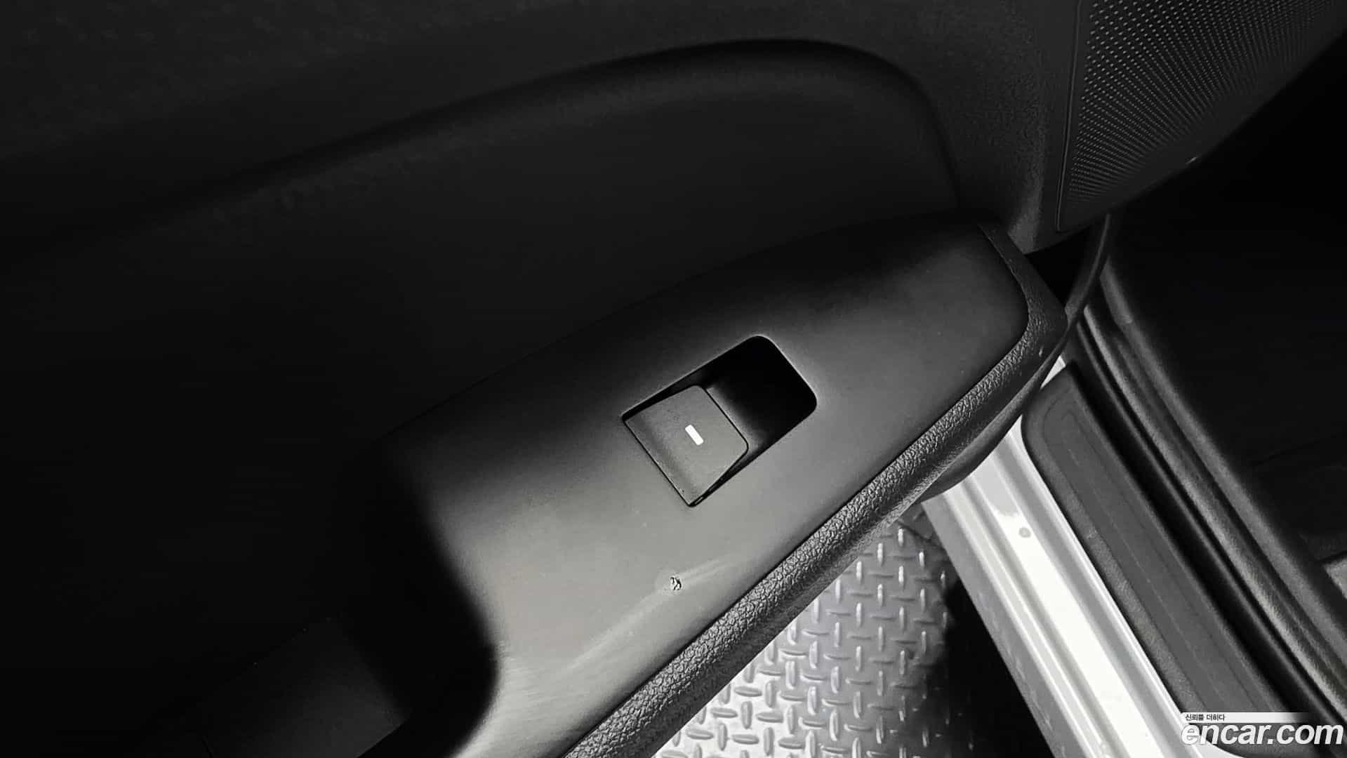 AVANTE Hyundai 2019.7-OPTION-040
