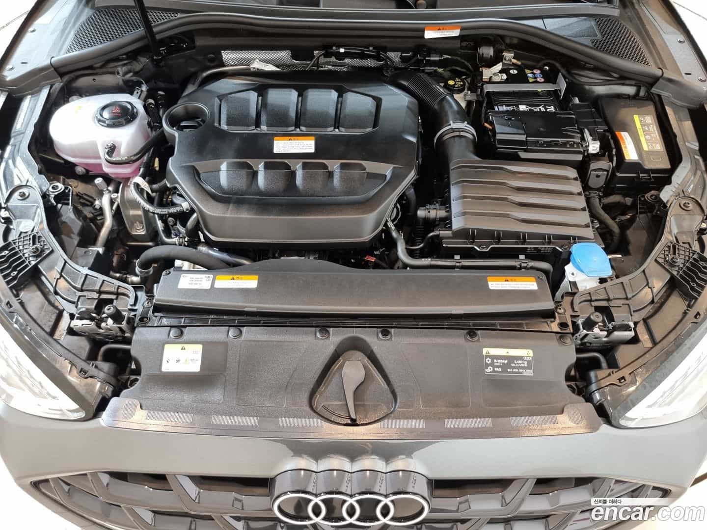A3 Audi 2025.0-OUTER-006