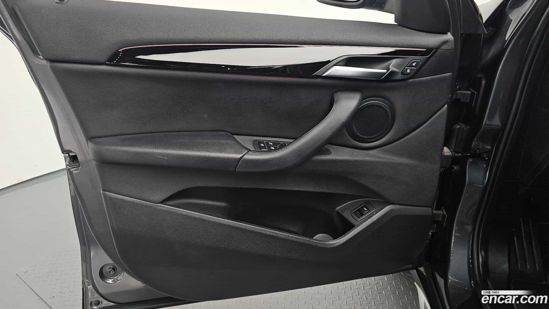 X1 BMW 2022.7-INNER-034