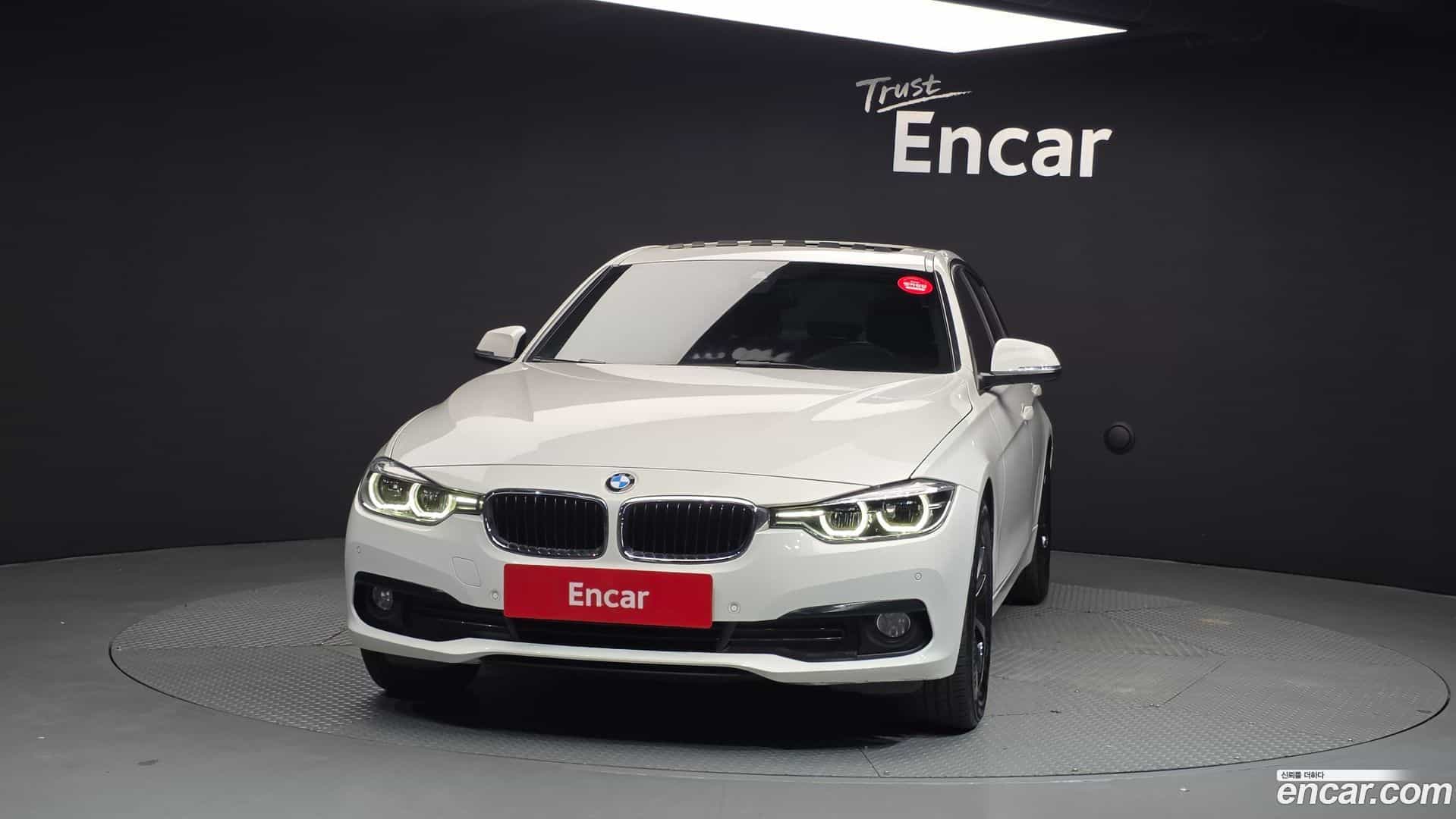 3-Series BMW 2017.5-OUTER-003