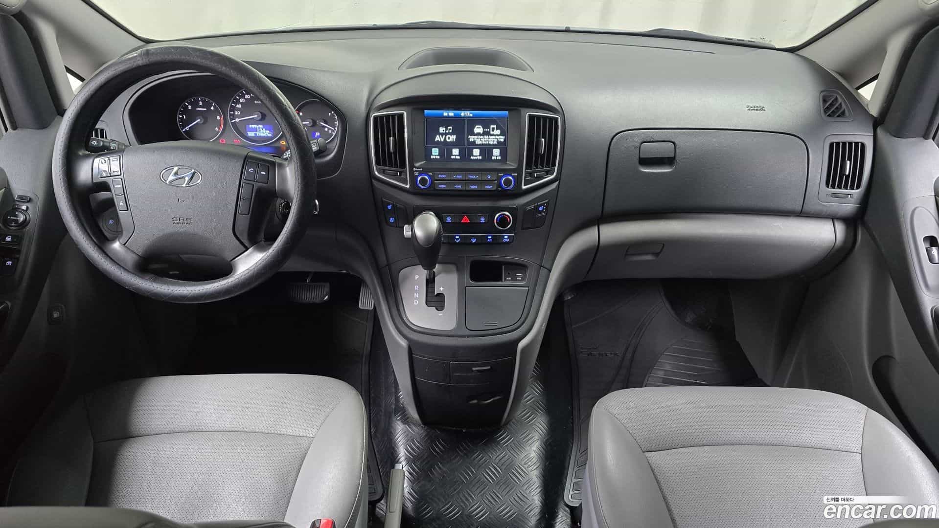 Starex Hyundai 2020.2-INNER-007