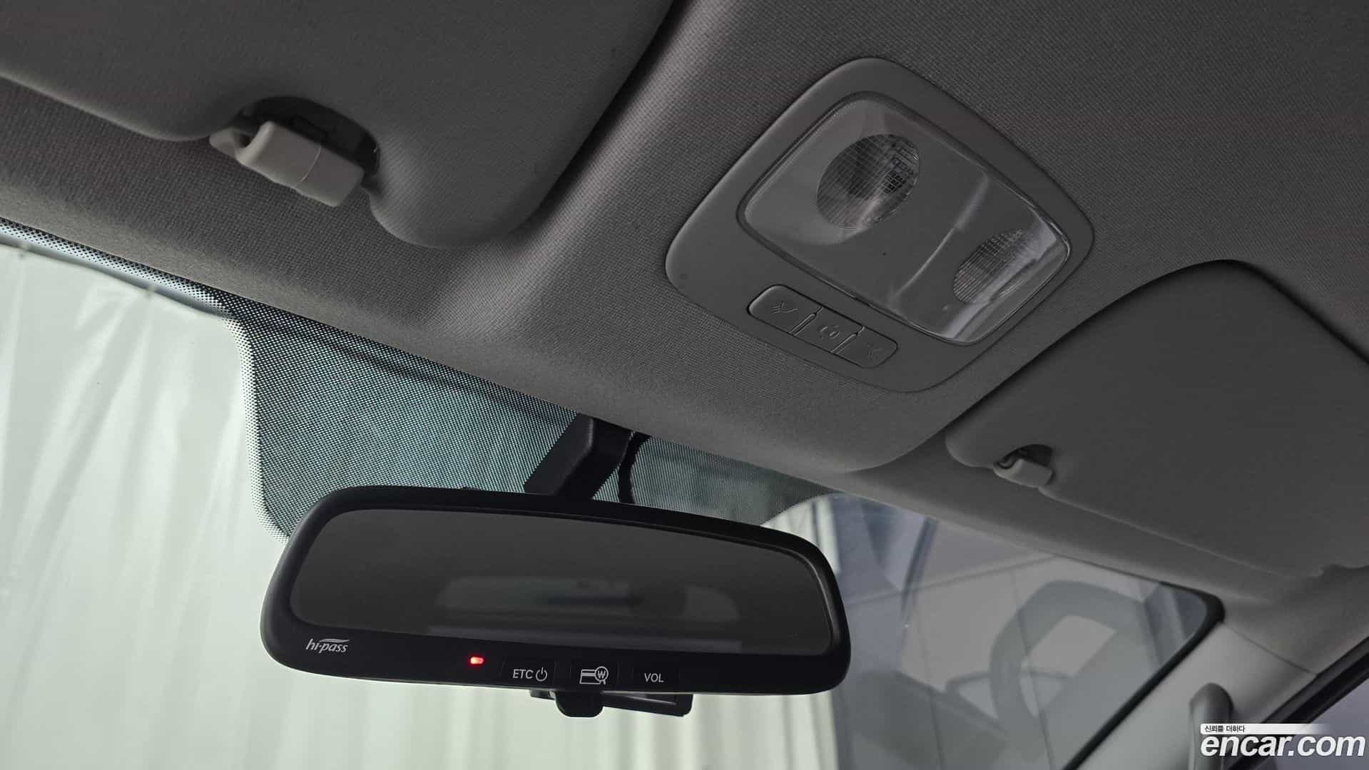 Starex Hyundai 2020.2-OPTION-022