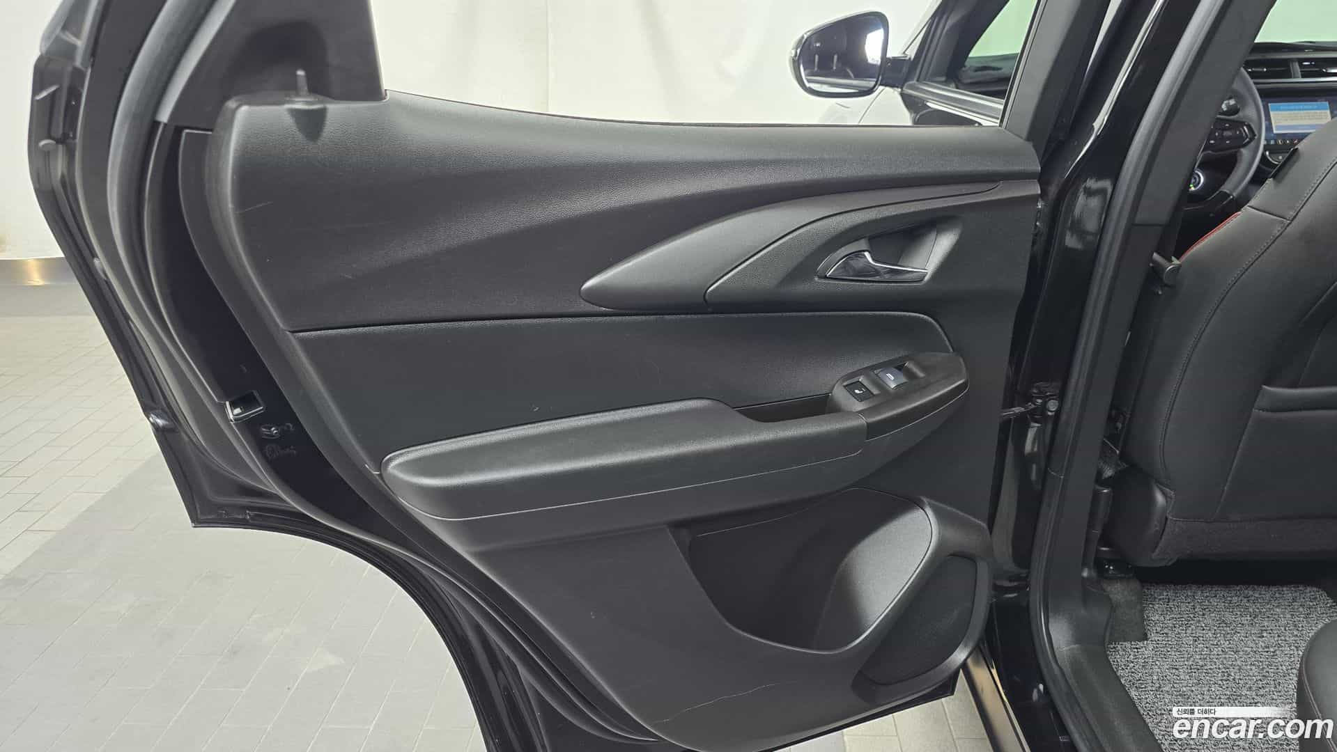 Trailblazer Chevrolet 2023.5-INNER-035