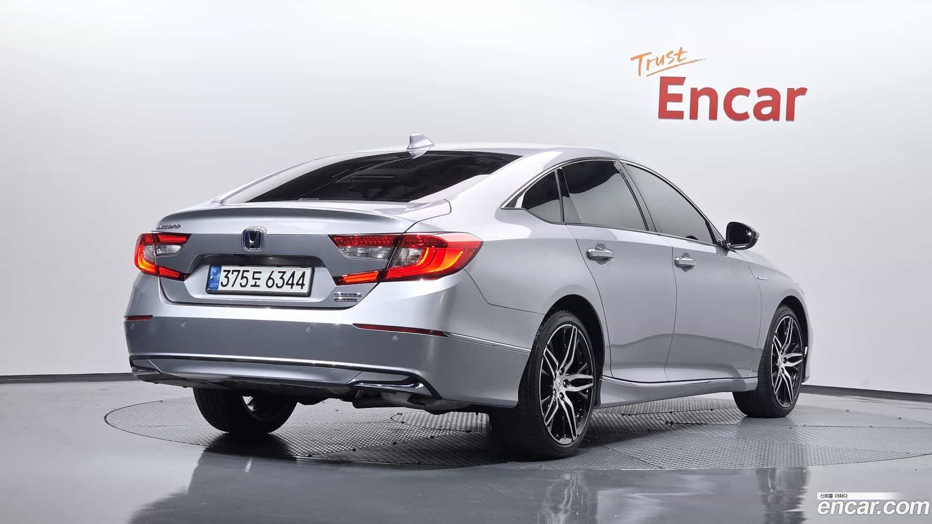 Accord Honda 2021.11-OUTER-002