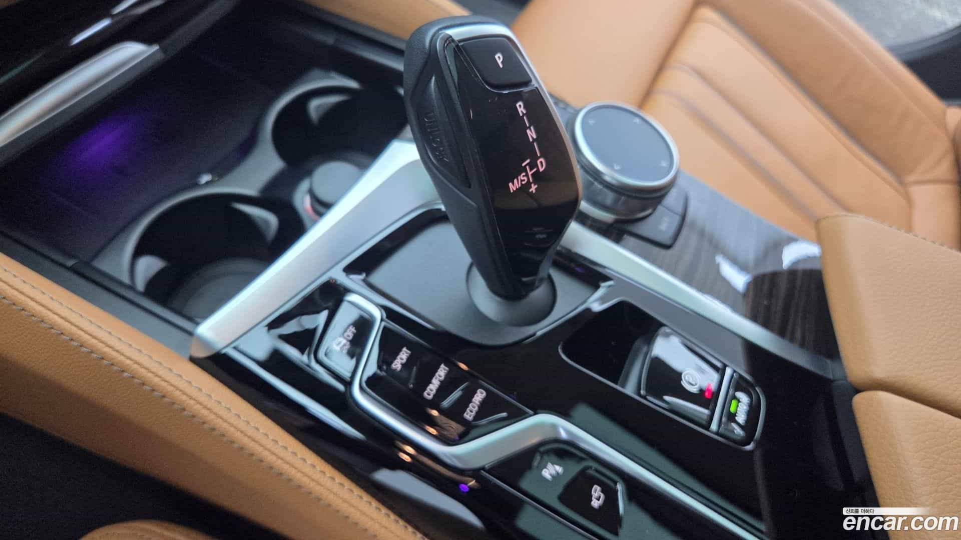 5-Series BMW 2023.2-INNER-009