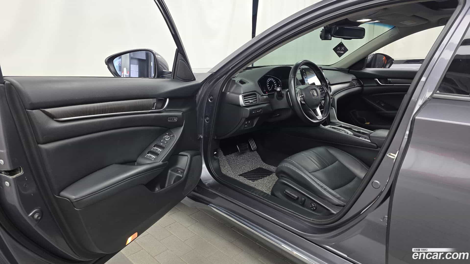 Accord Honda 2018.10-INNER-010