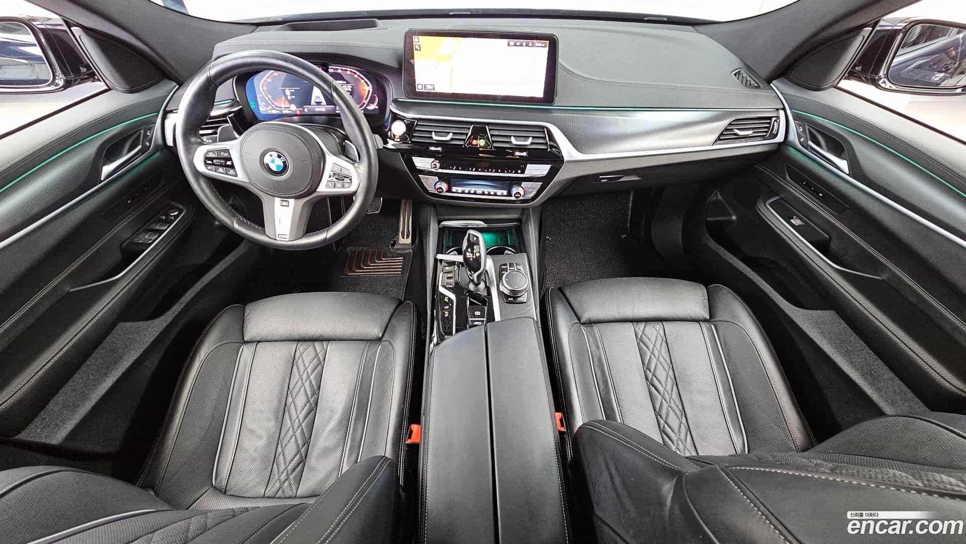 Gran Turismo BMW 2023.5-INNER-007