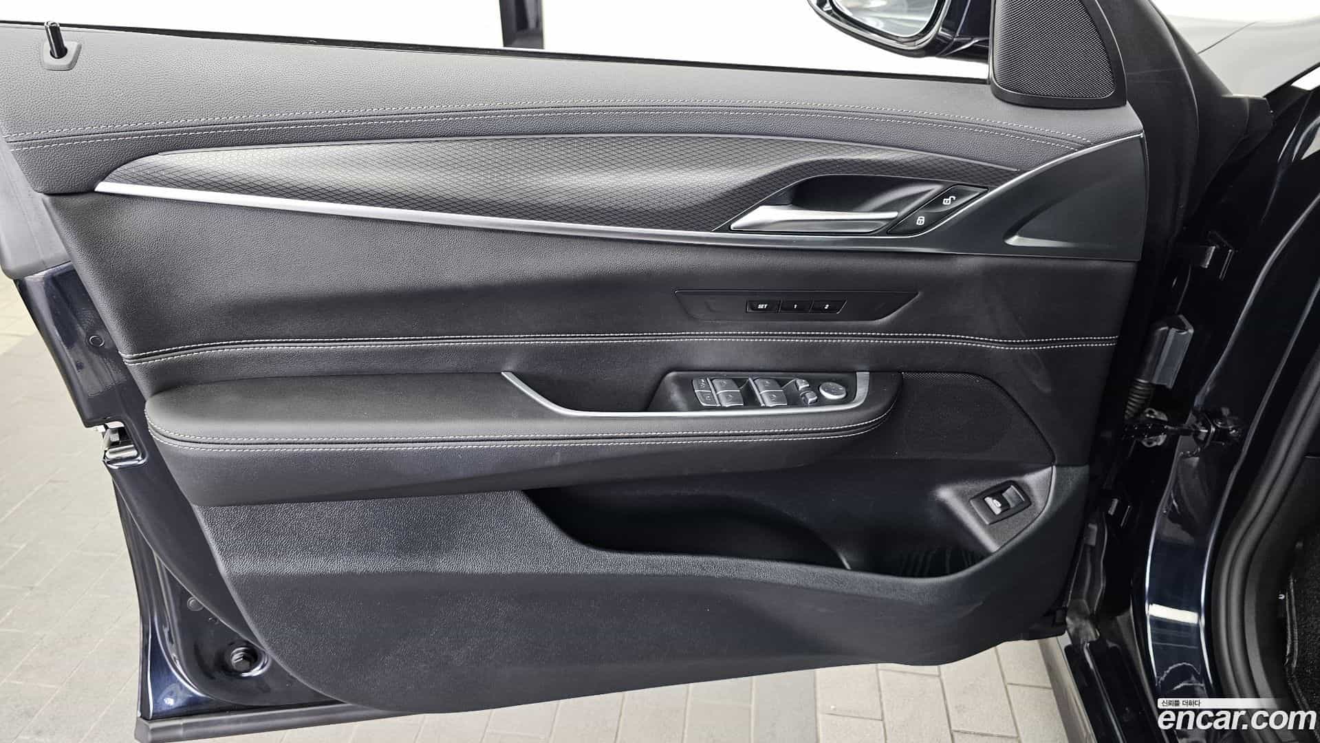 Gran Turismo BMW 2023.5-INNER-034