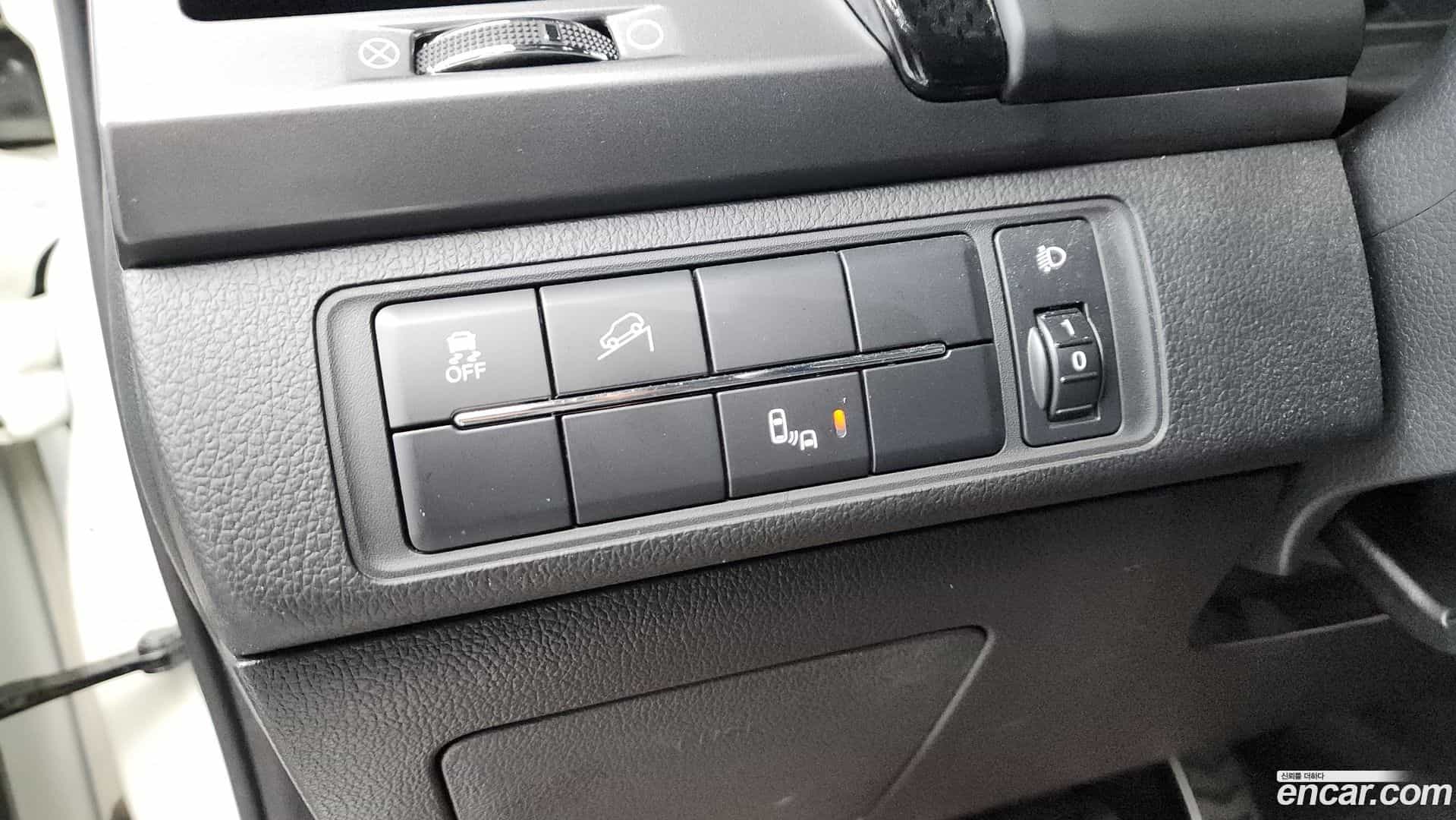 Rexton KG Mobility 2021.8-OPTION-041