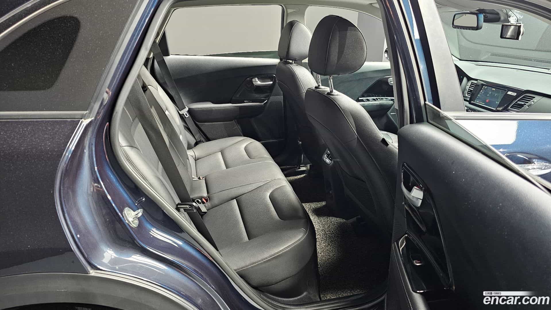 Niro Kia 2017.3-OPTION-016