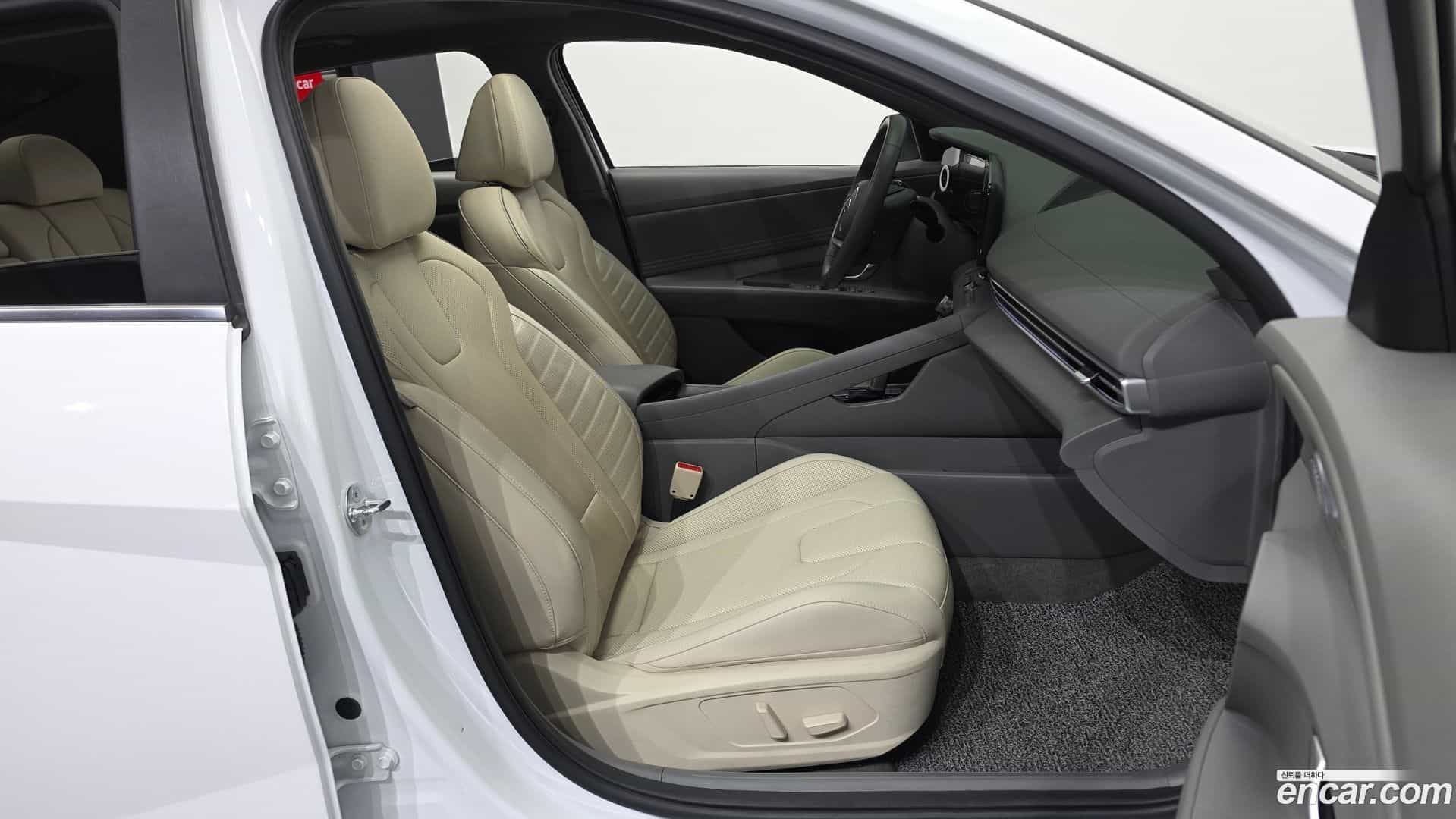 AVANTE Hyundai 2023.1-OPTION-015