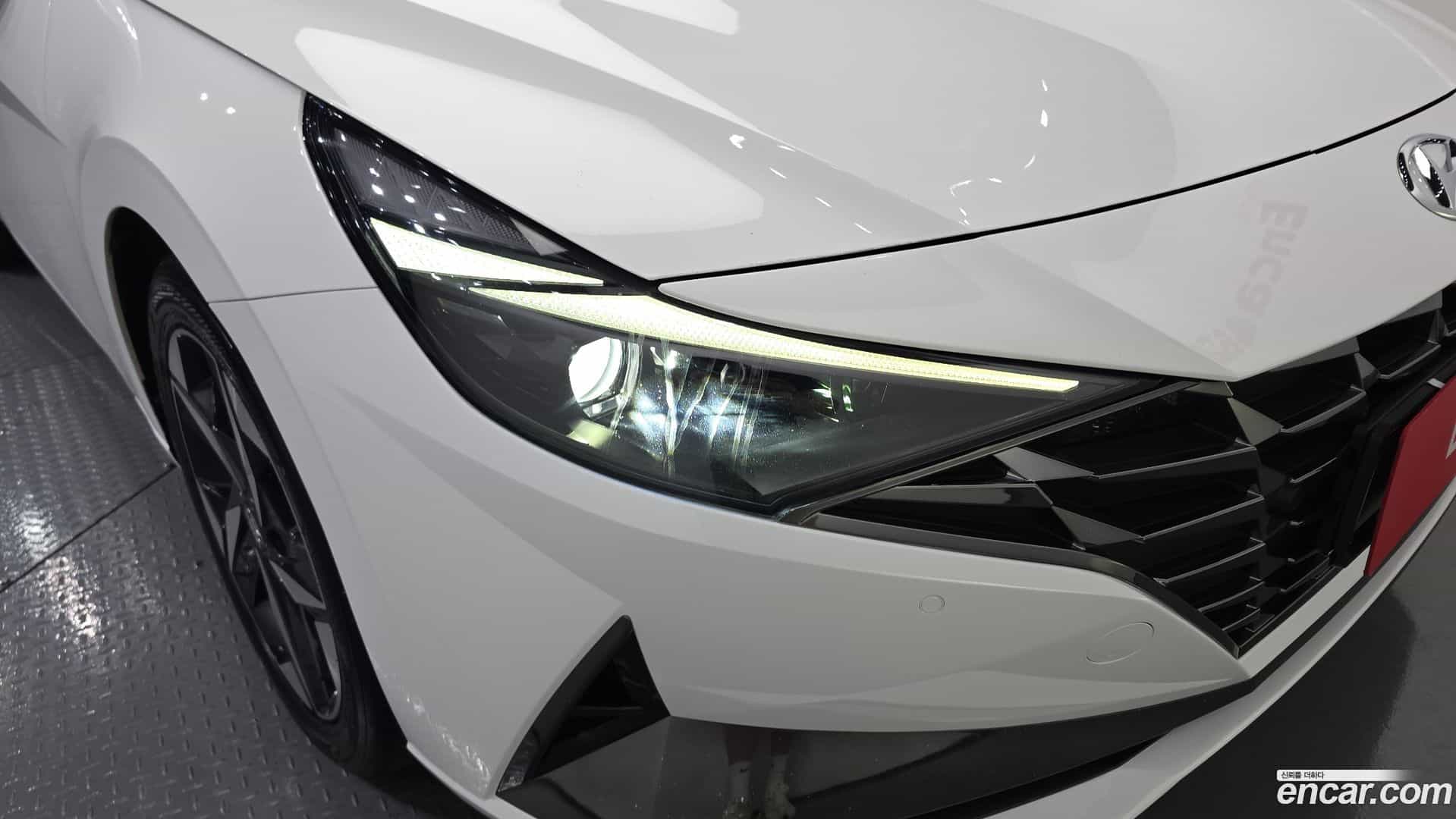 AVANTE Hyundai 2023.1-OUTER-032