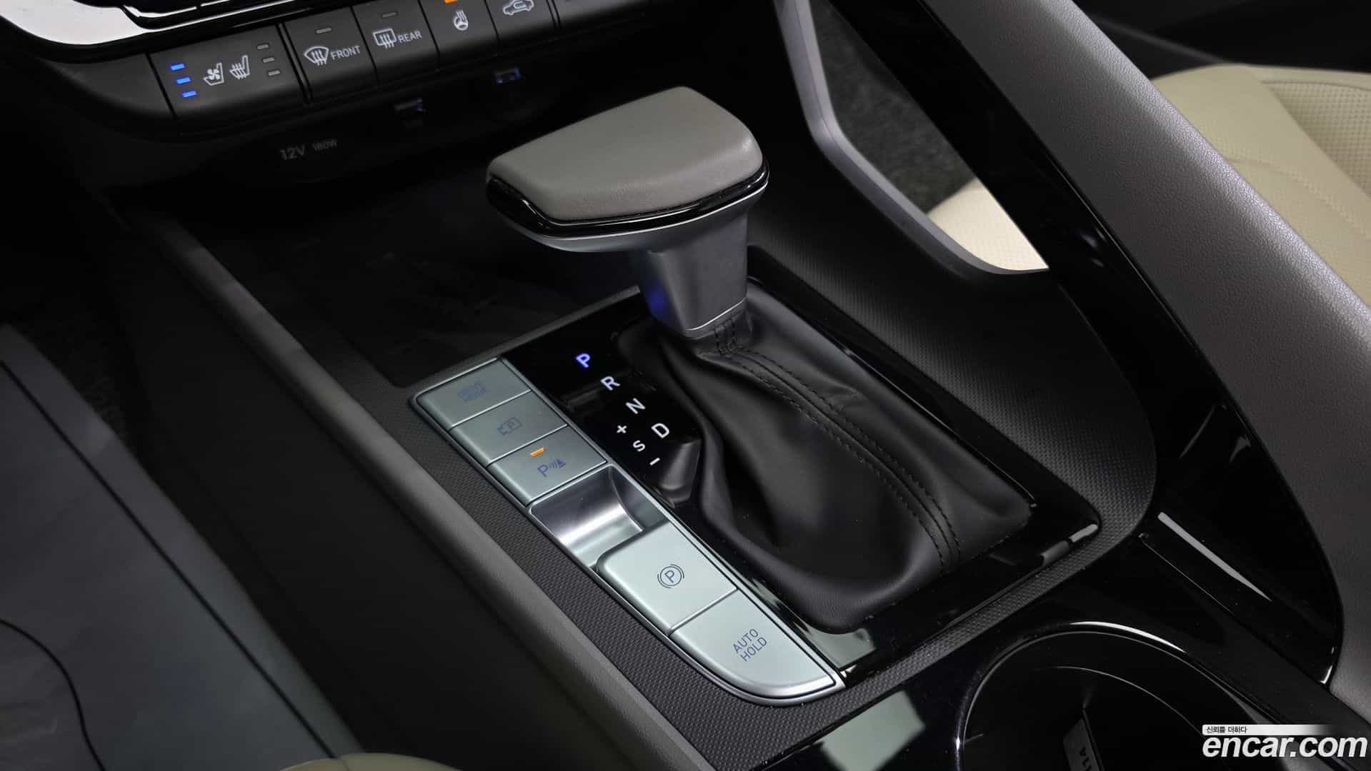 AVANTE Hyundai 2023.1-INNER-034