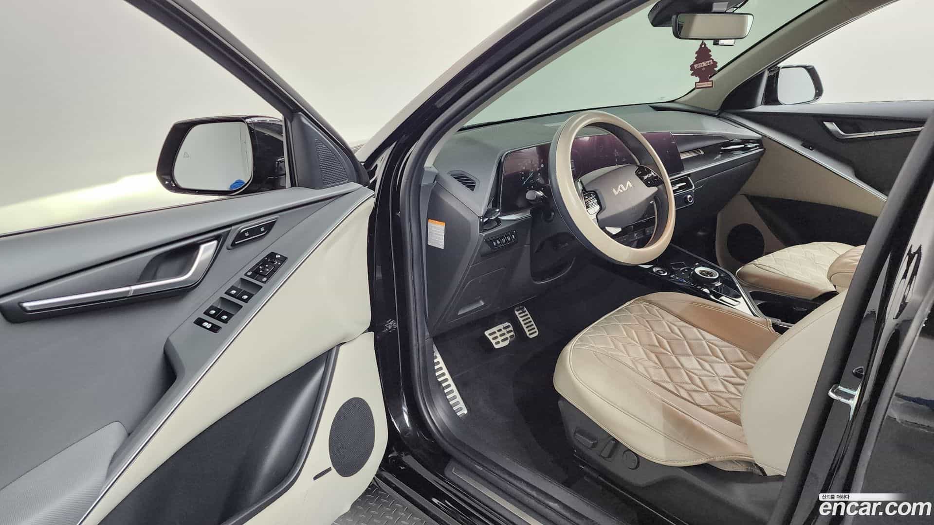 Niro Kia 2022.2-INNER-010