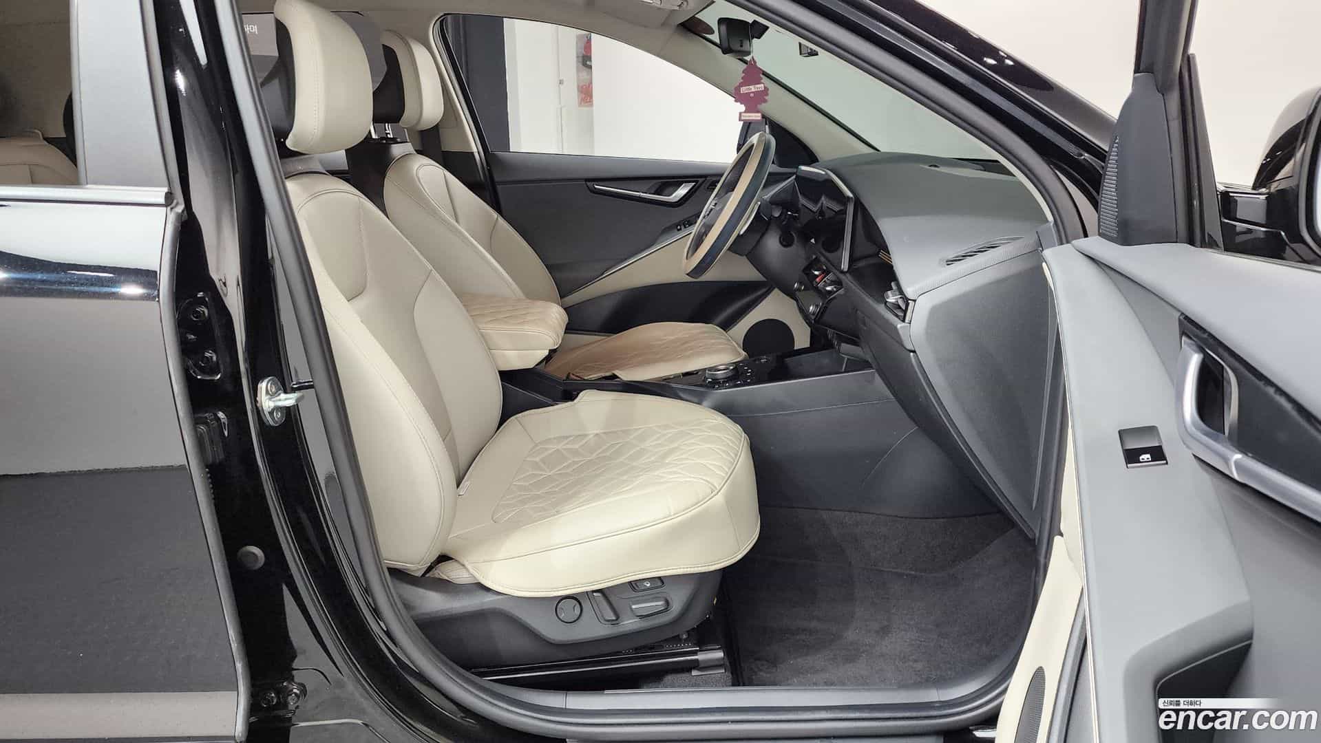 Niro Kia 2022.2-INNER-036