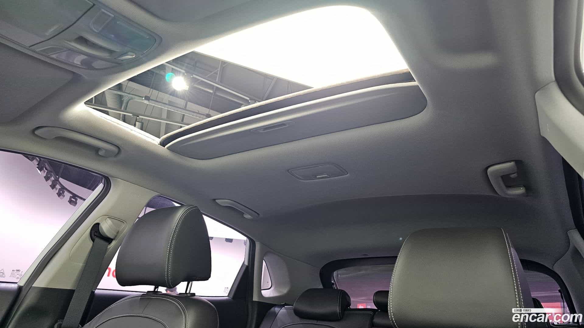 Kona Hyundai 2017.7-OPTION-020