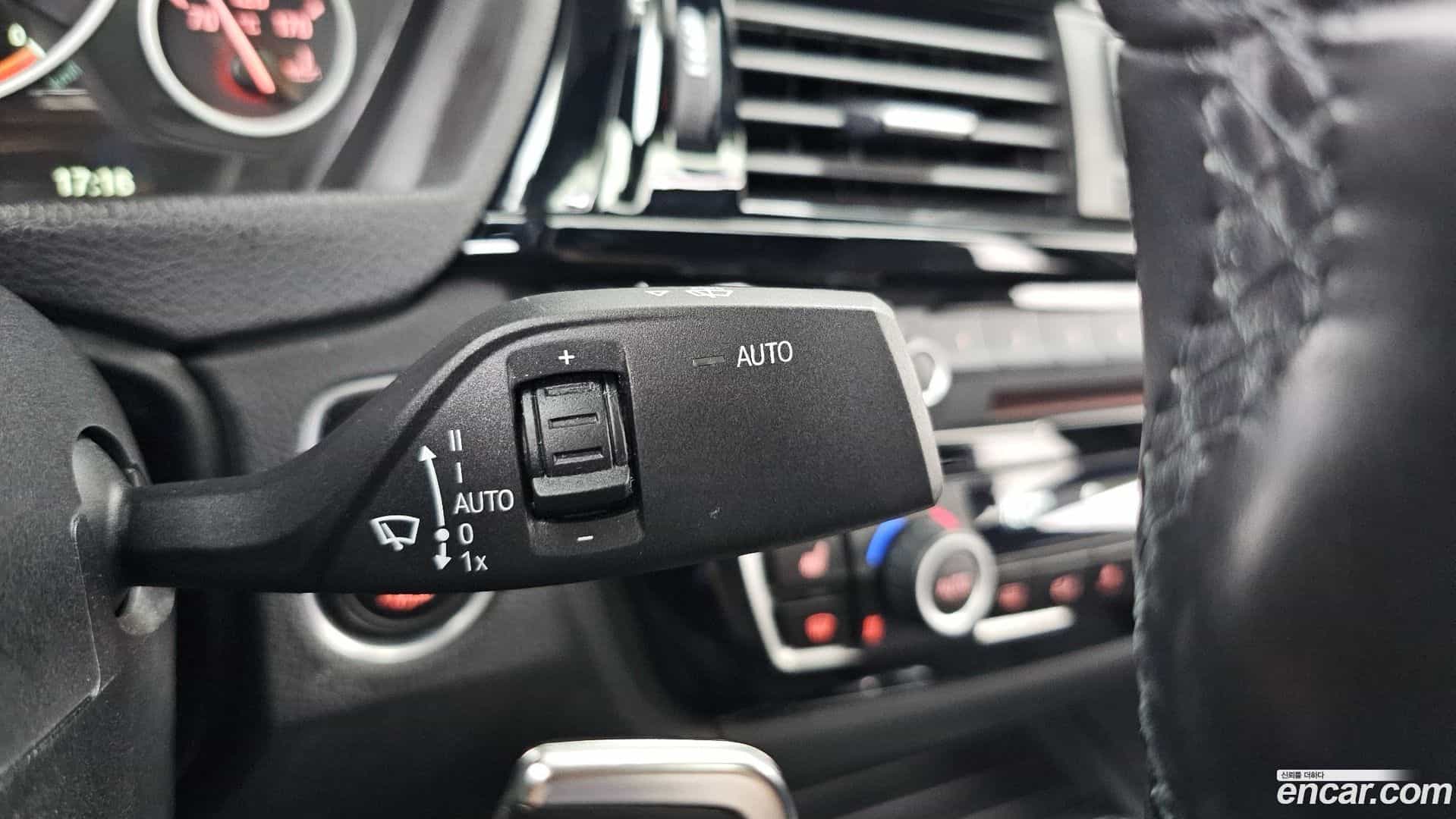 3-Series BMW 2018.1-OPTION-040