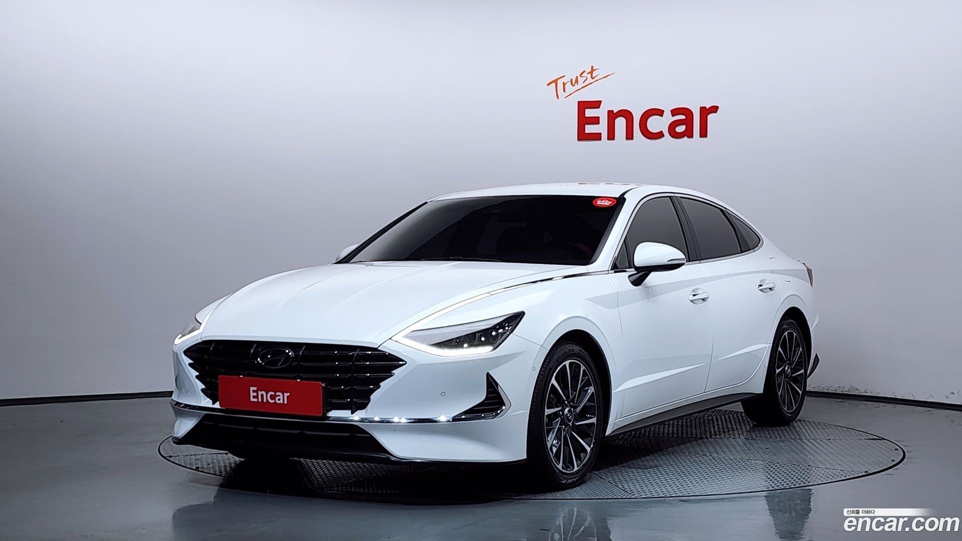 Main__Slider__Photo:Sonata Hyundai 2019.6-0