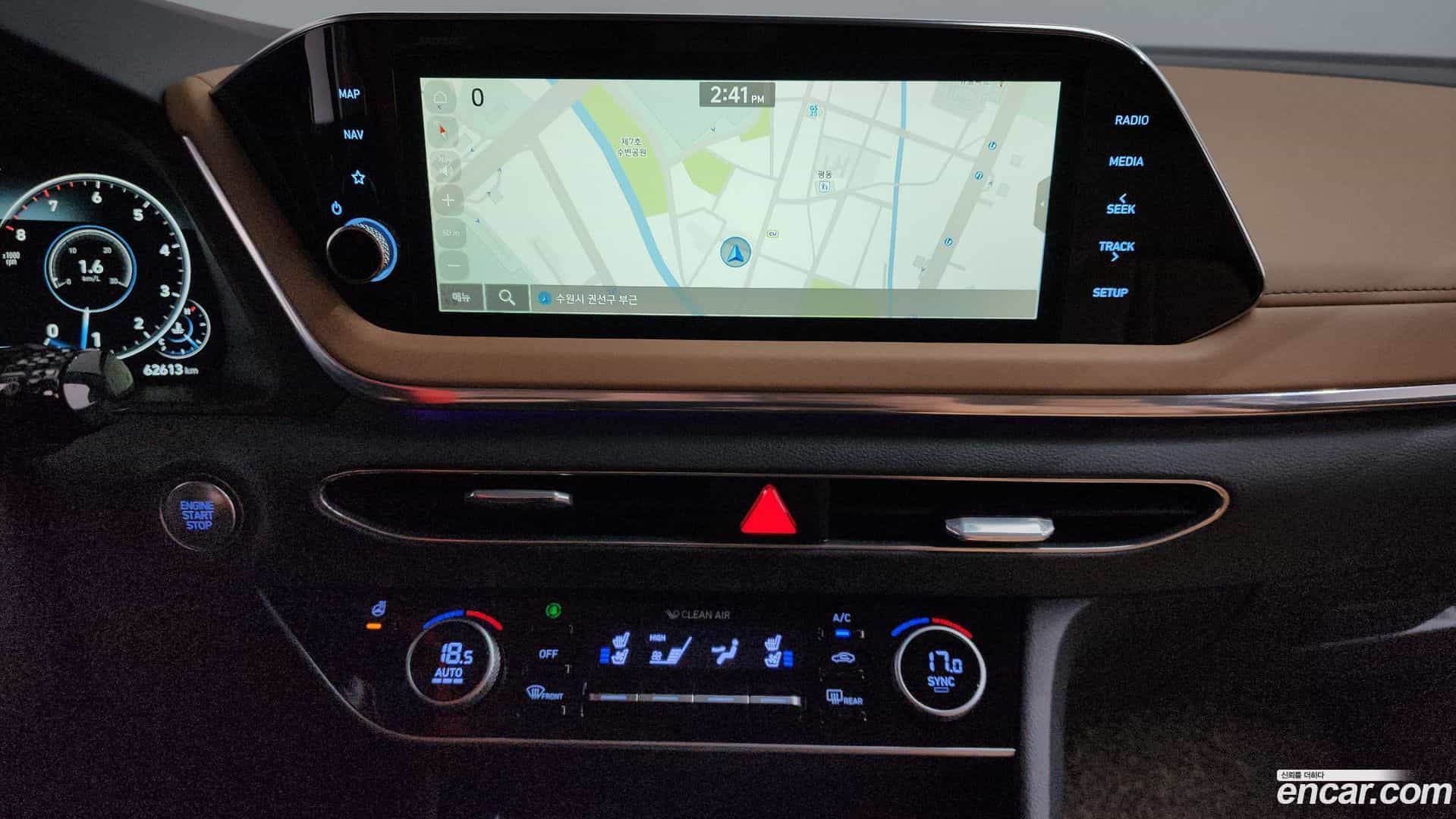 Sonata Hyundai 2019.6-OPTION-017