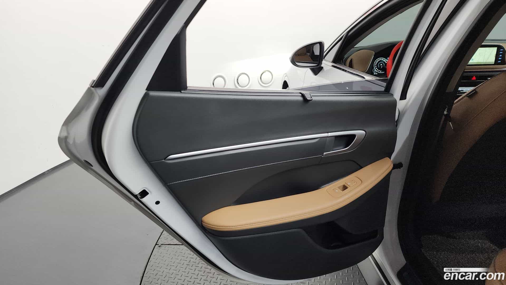Sonata Hyundai 2019.6-INNER-035
