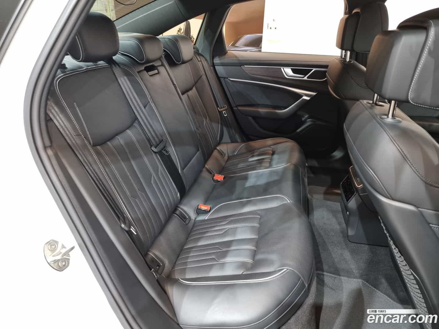 A6 Audi 2025.0-OPTION-016