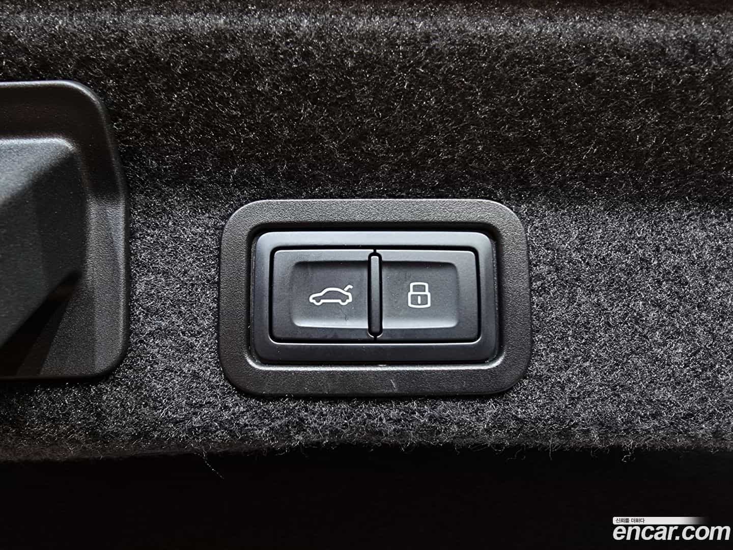 A6 Audi 2025.0-OPTION-023