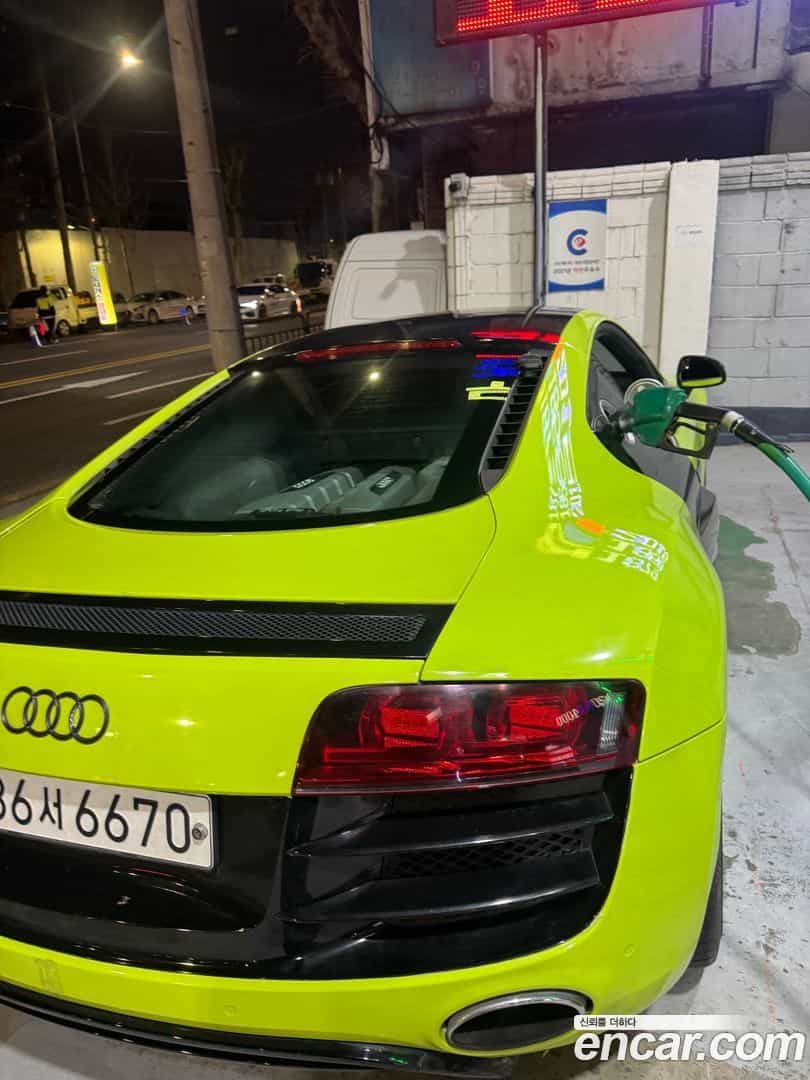 R8 Audi 2010.0-OPTION-015