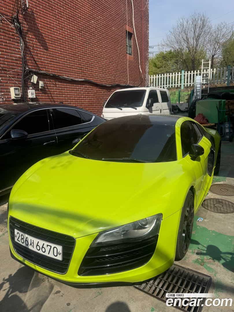 R8 Audi 2010.0-OPTION-017