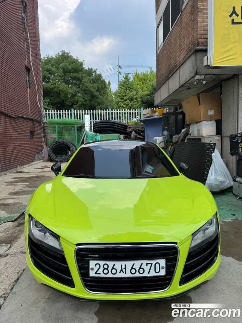 R8 Audi 2010.0-OPTION-019