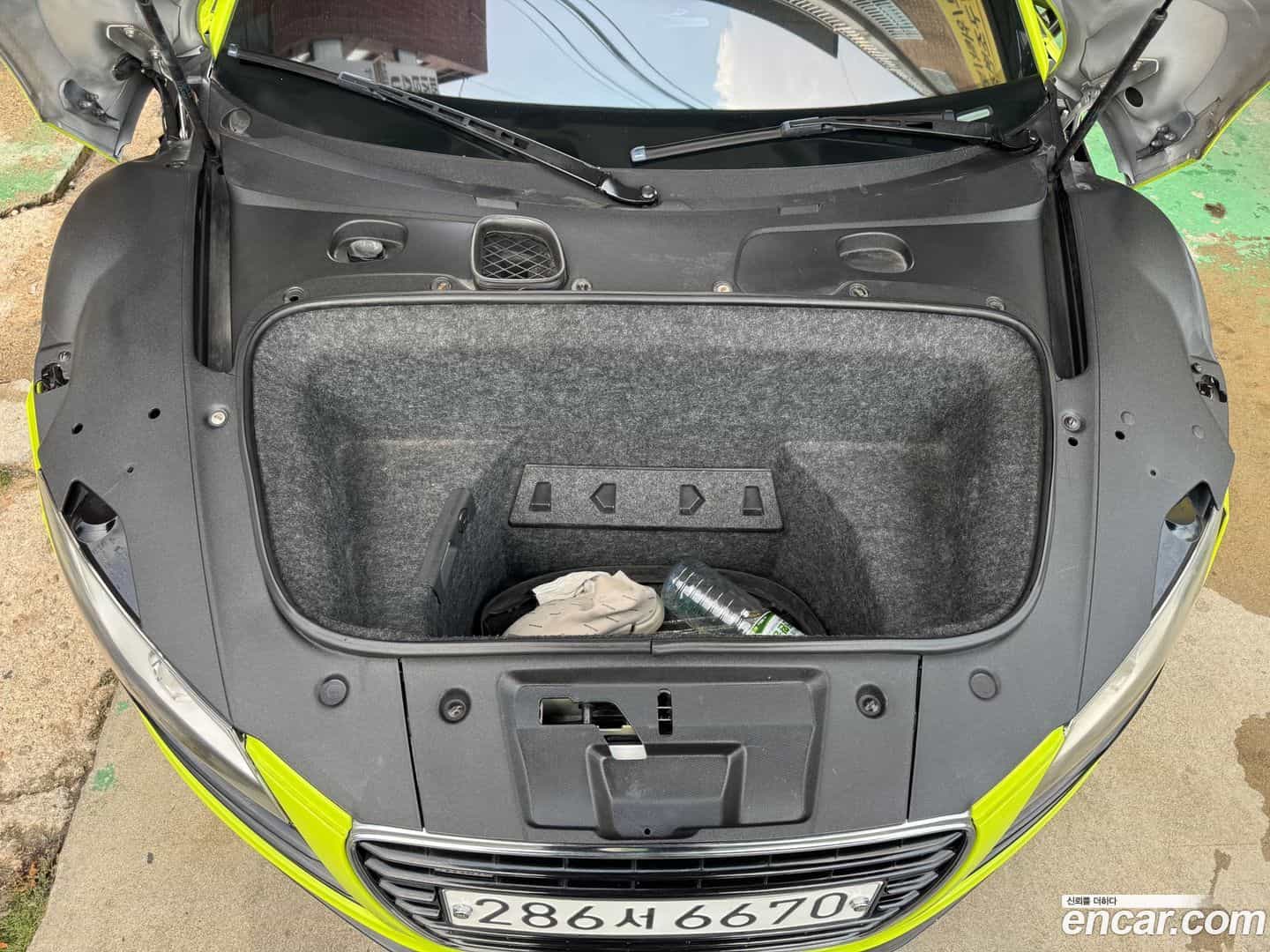 R8 Audi 2010.0-OPTION-024