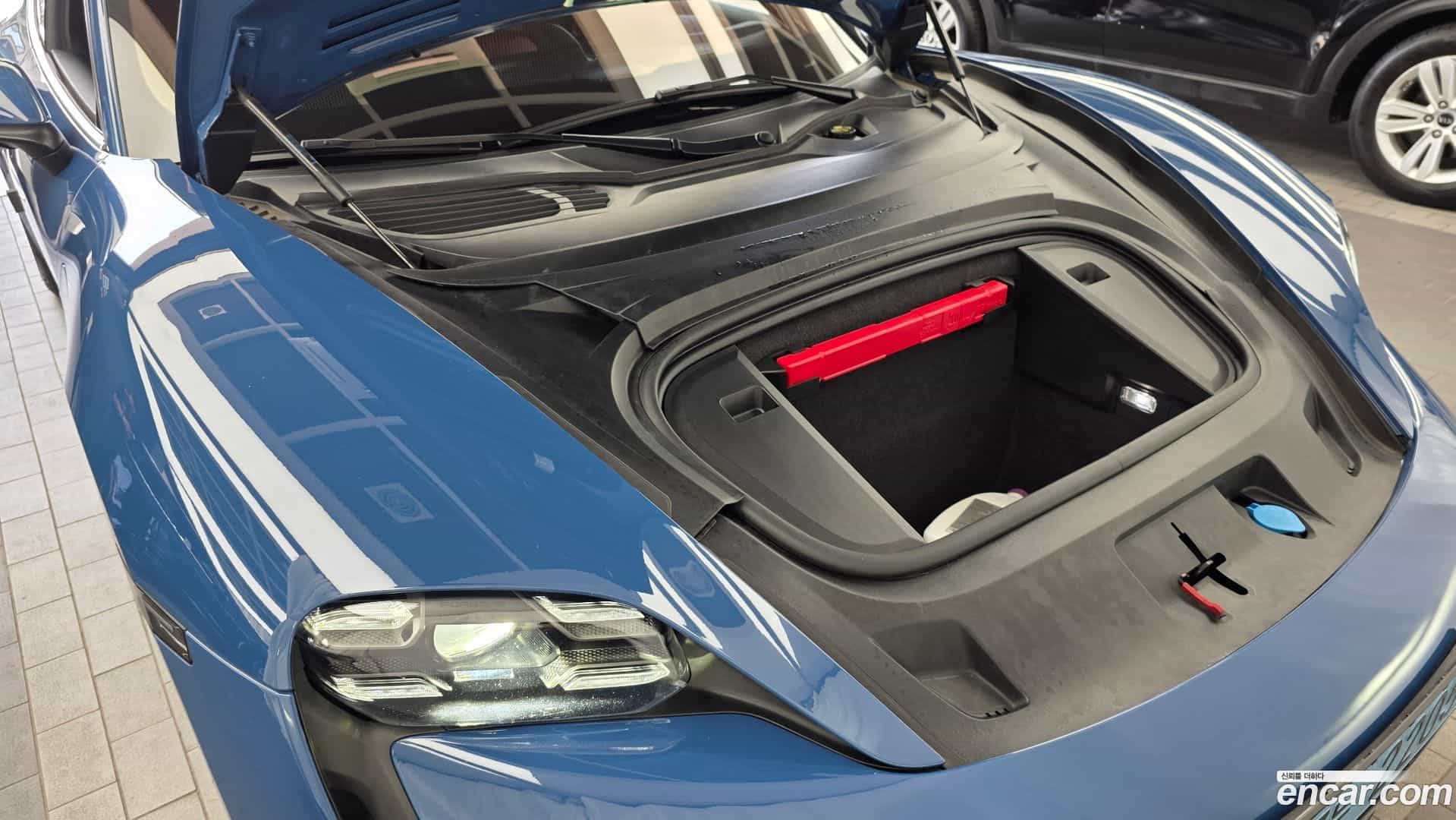 Taycan Porsche 2021.3-OUTER-006
