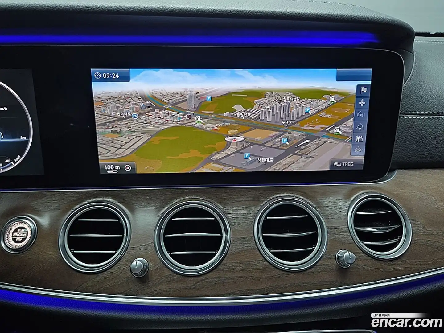 E-Class Mercedes-Benz 2016.11-OPTION-017