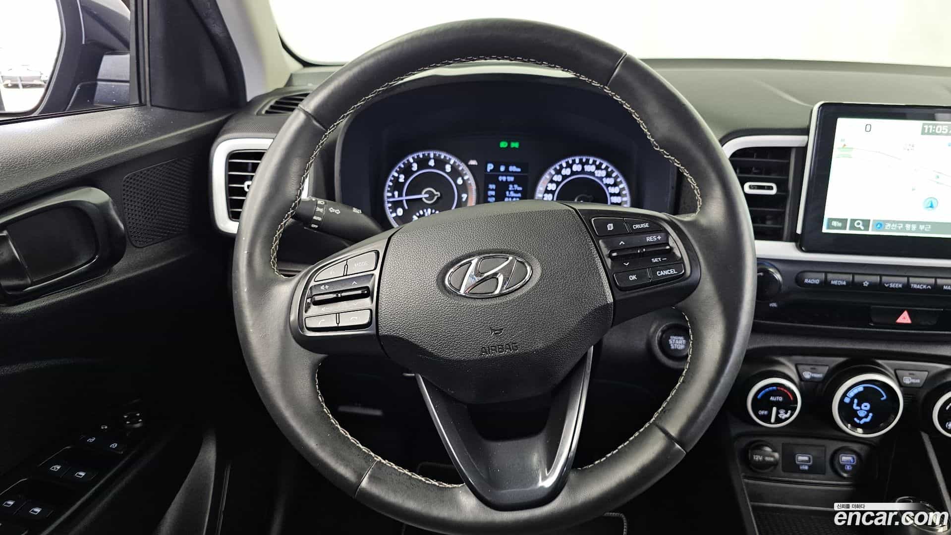 Venue Hyundai 2019.7-OPTION-017