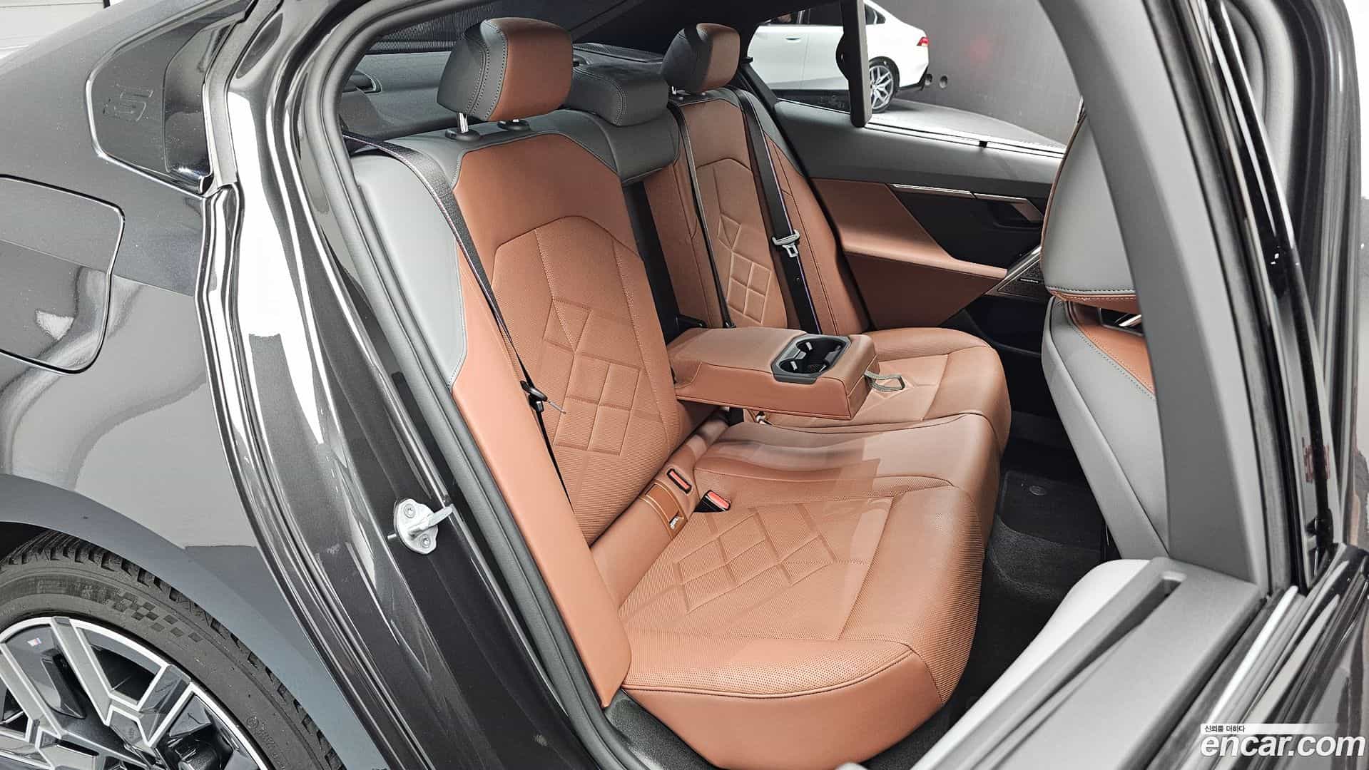 5-Series BMW 2025.10-OPTION-015