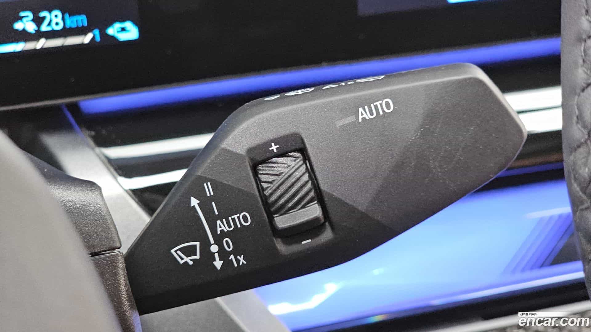 5-Series BMW 2025.10-OPTION-040