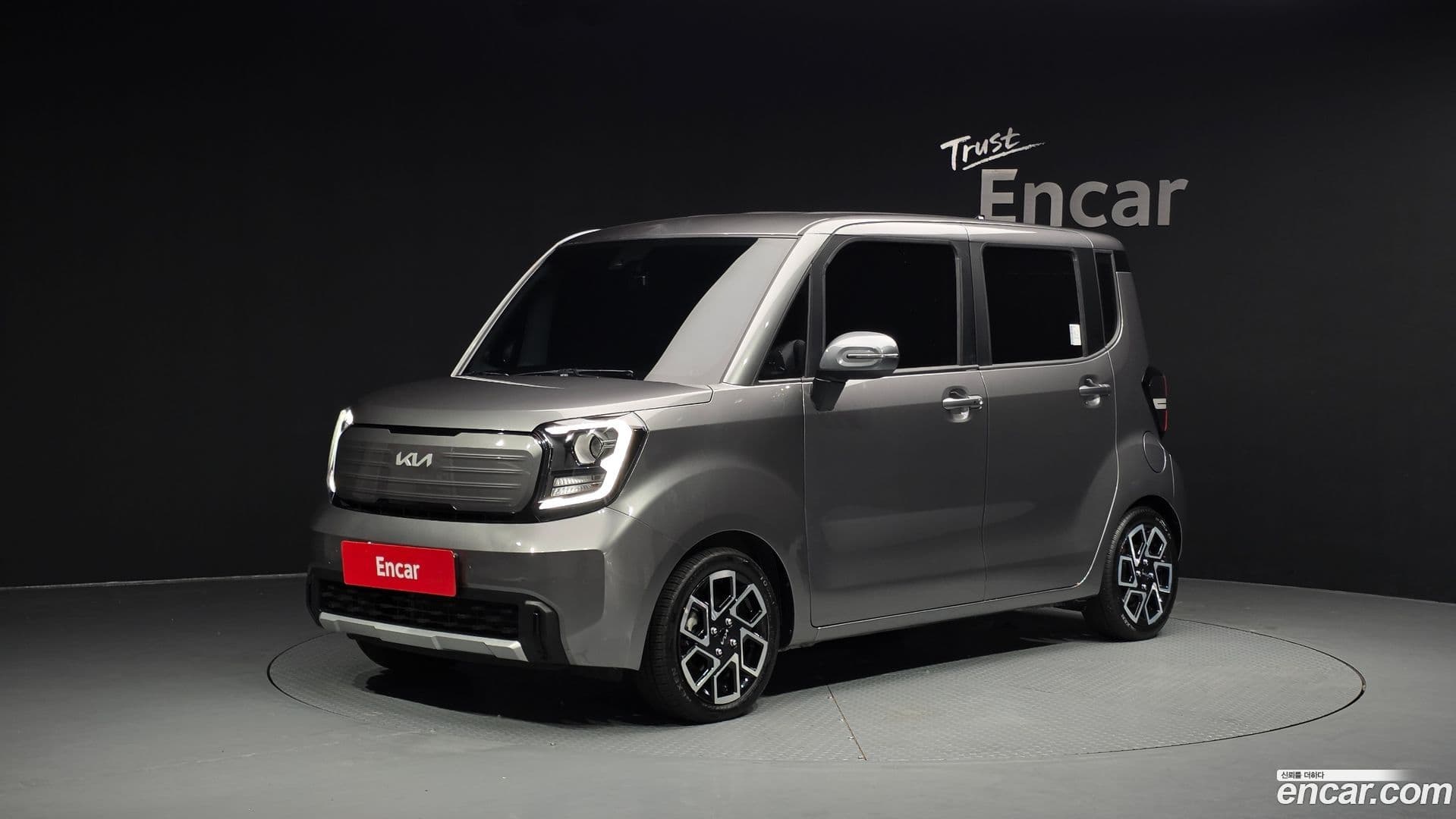 Main__Slider__Photo:RAY Kia 2024.2-0