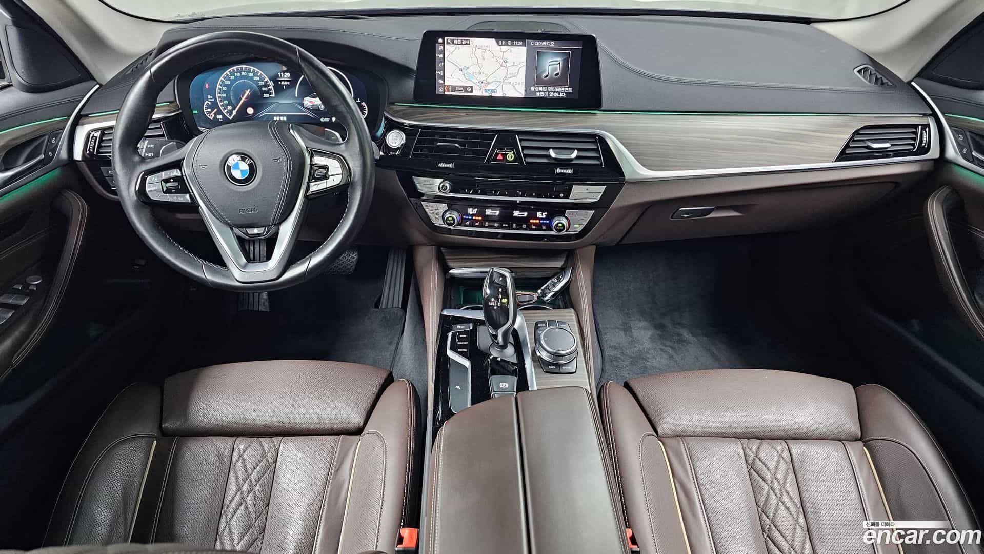 5-Series BMW 2019.6-INNER-007