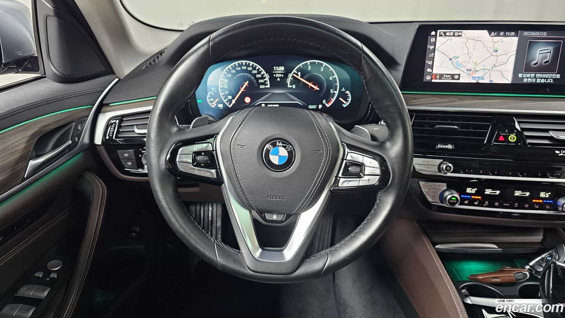 5-Series BMW 2019.6-OPTION-016