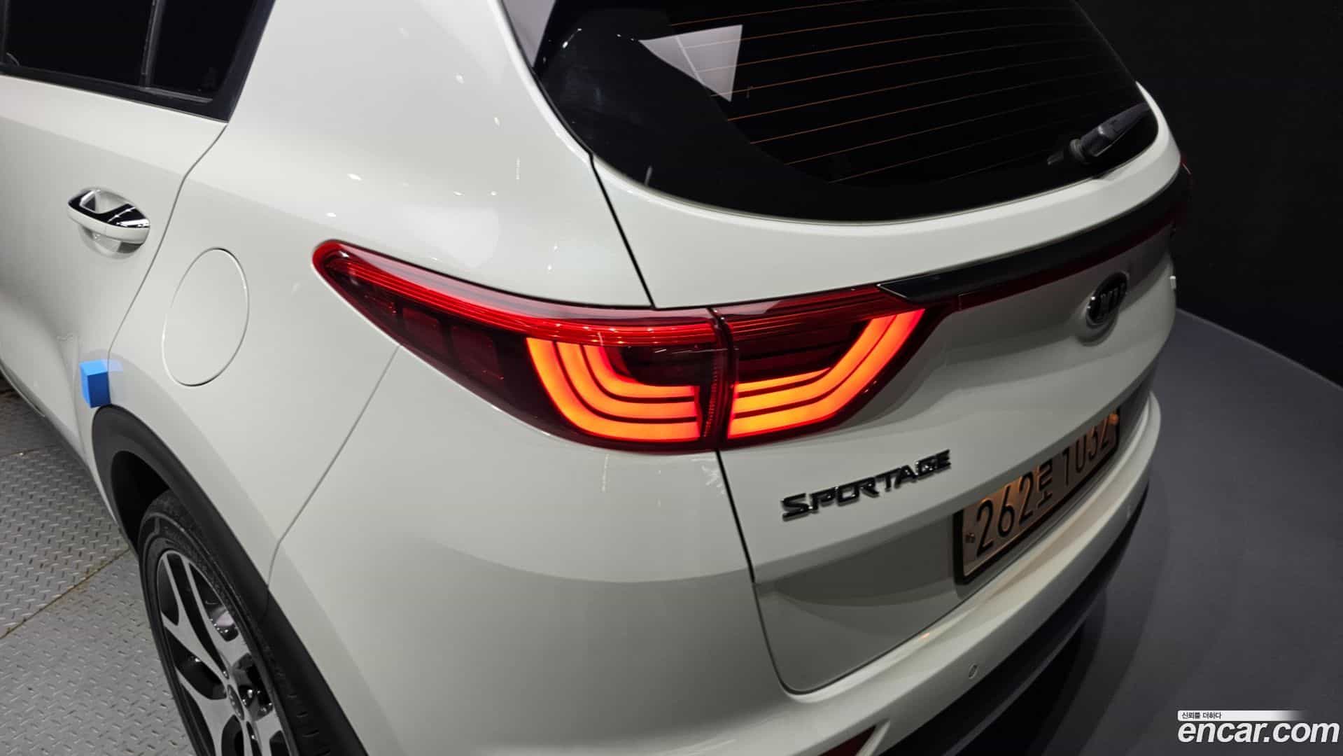 Sportage Kia 2016.1-OUTER-033