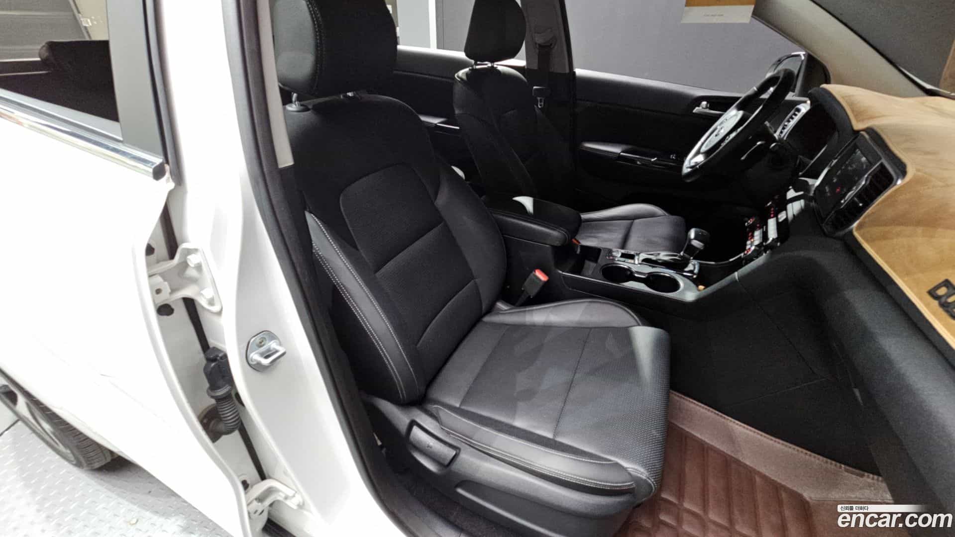 Sportage Kia 2016.1-INNER-036