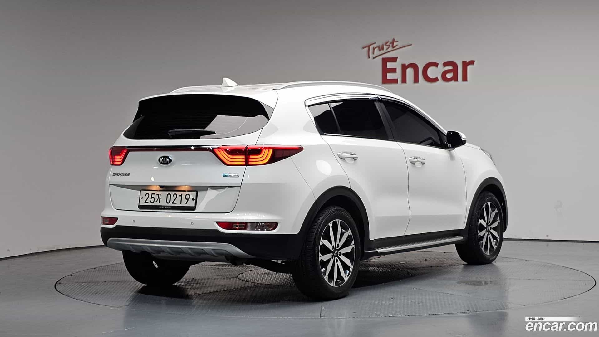 Sportage Kia 2016.9-OUTER-002