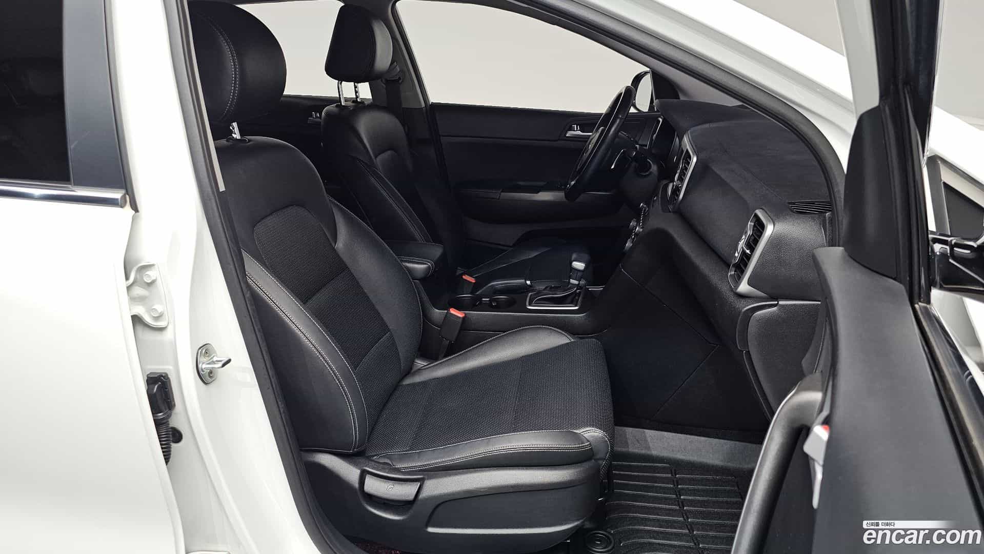 Sportage Kia 2016.9-INNER-036