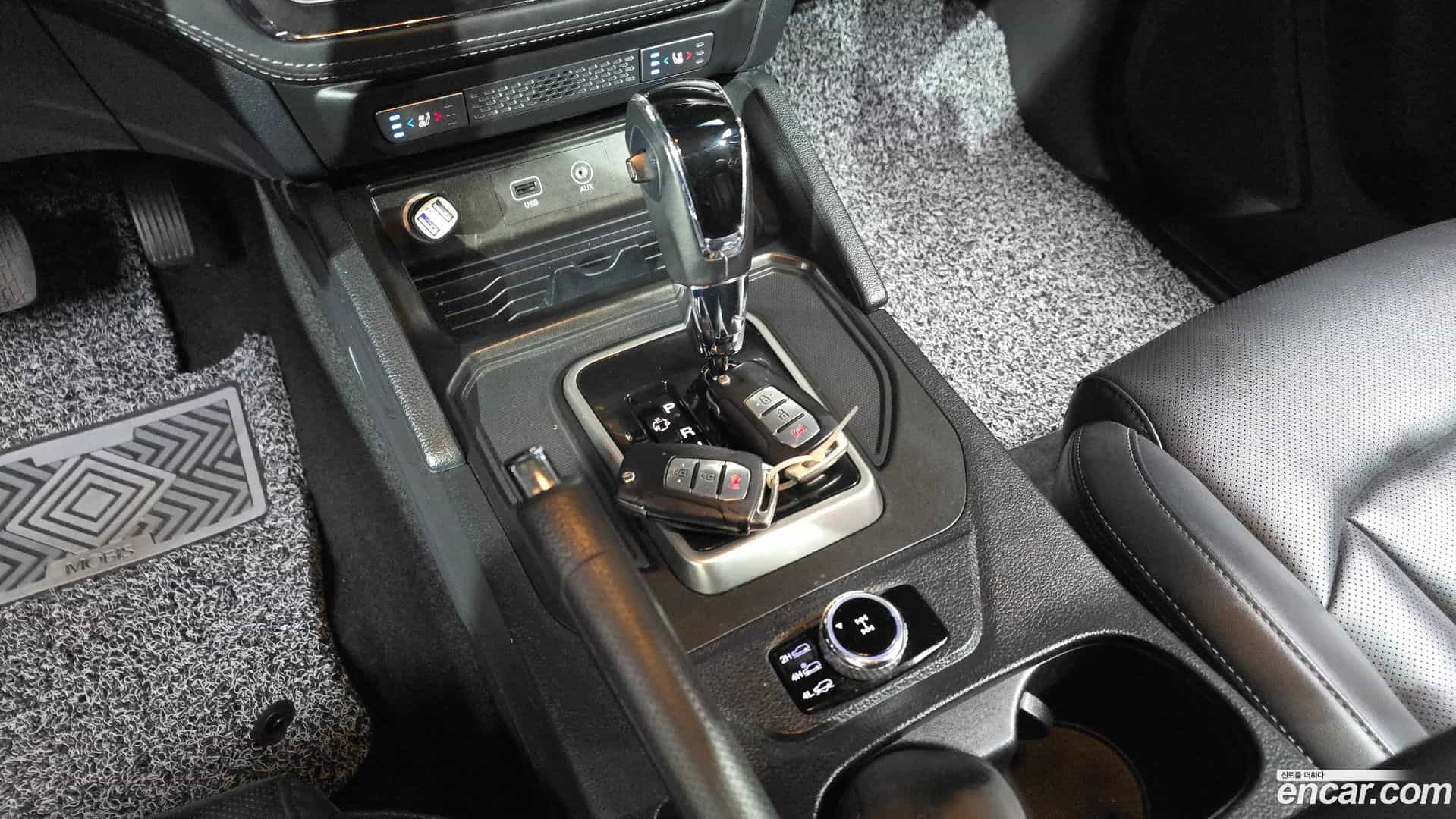 Rexton KG Mobility 2018.2-INNER-009