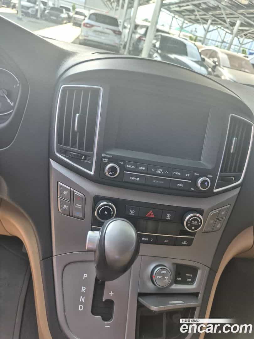Starex Hyundai 2017.8-INNER-007