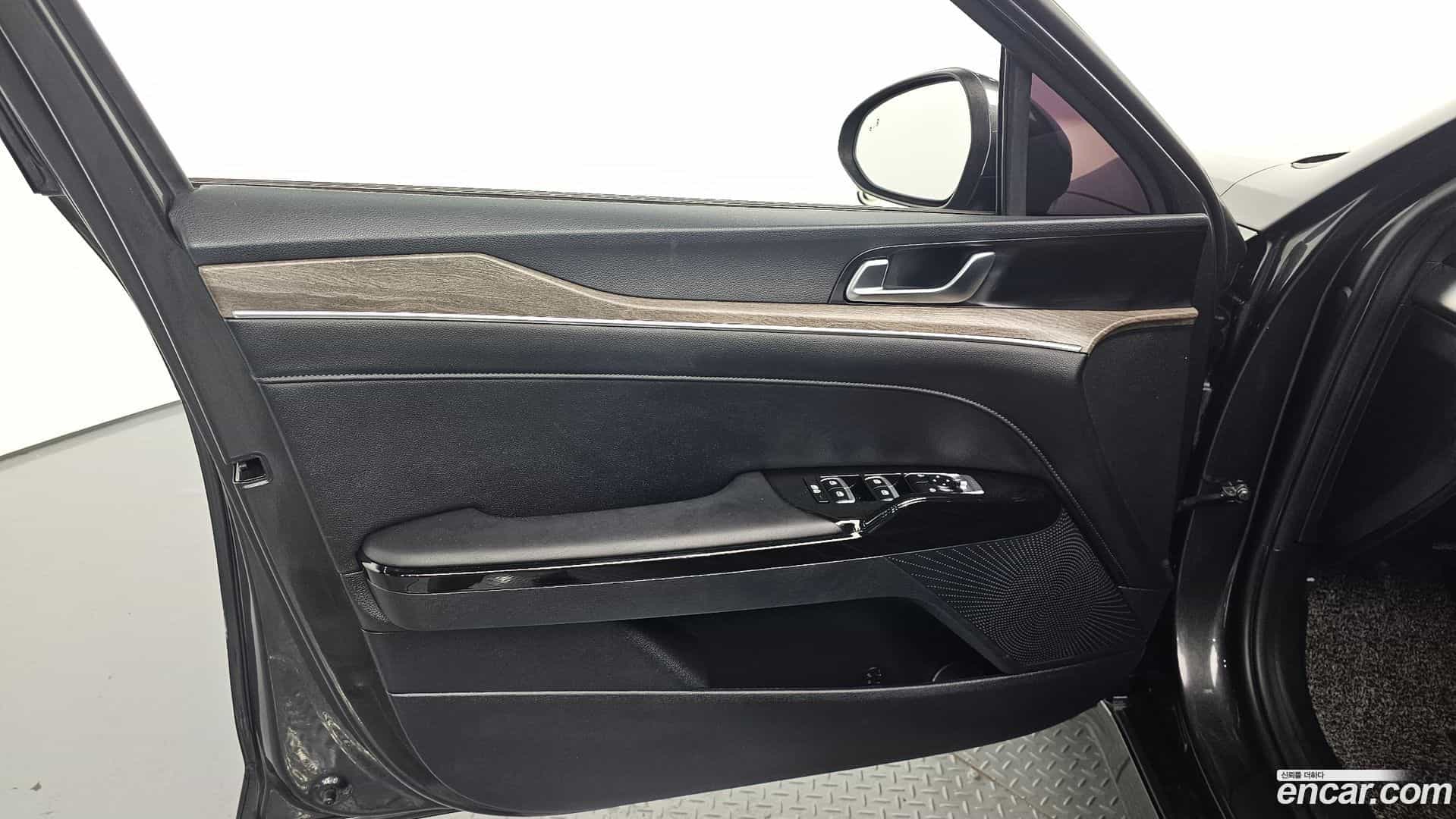 K5 Kia 2022.2-OPTION-040