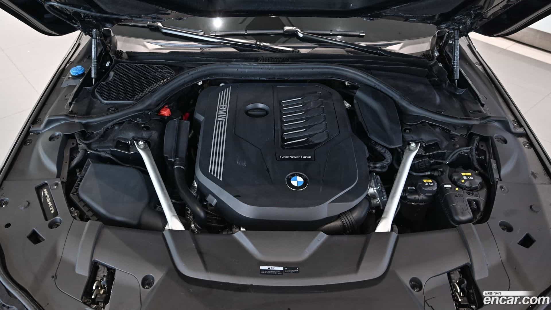 7-Series BMW 2019.7-OUTER-006