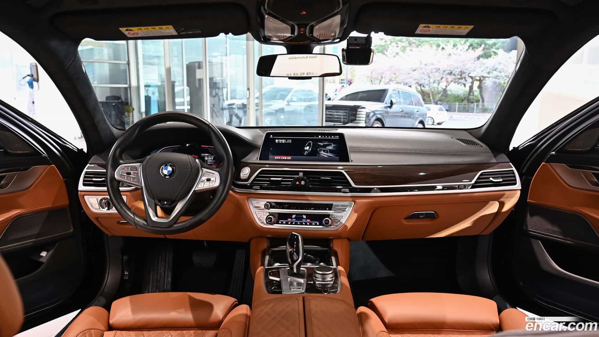 7-Series BMW 2019.7-INNER-008