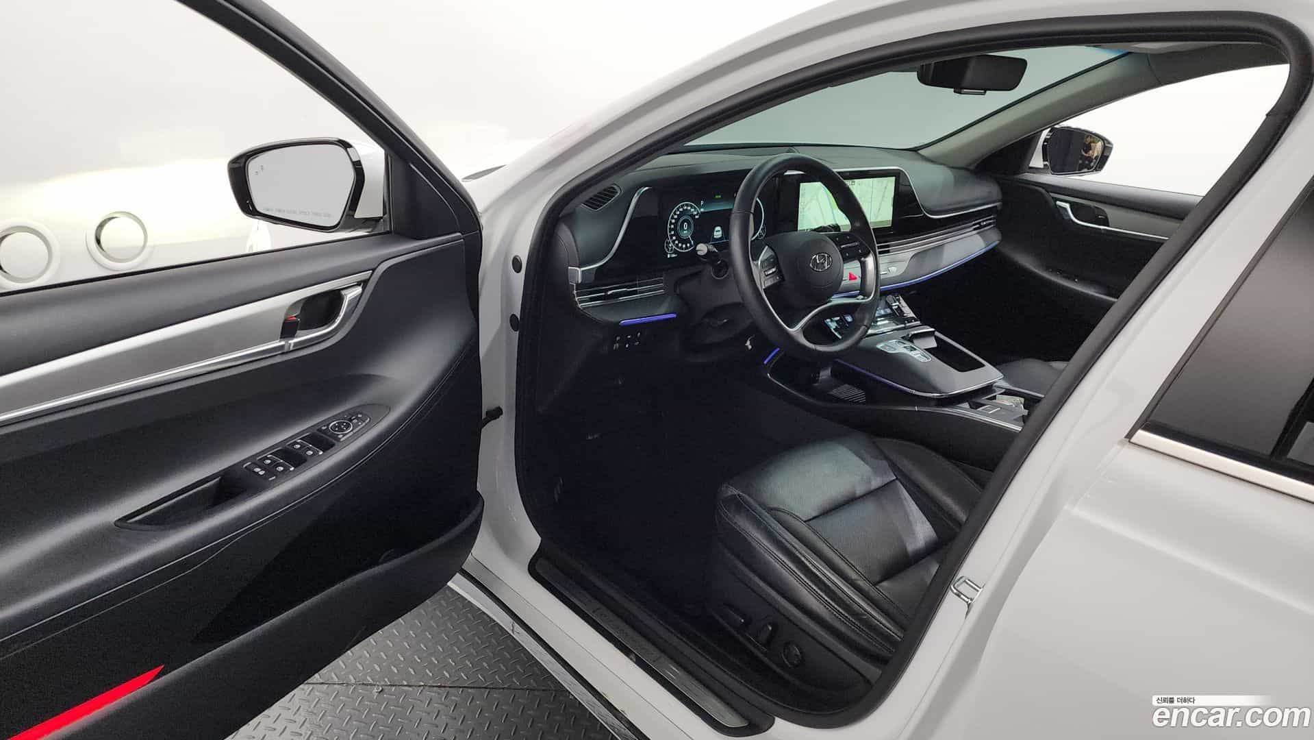 Grandeur Hyundai 2021.5-INNER-010