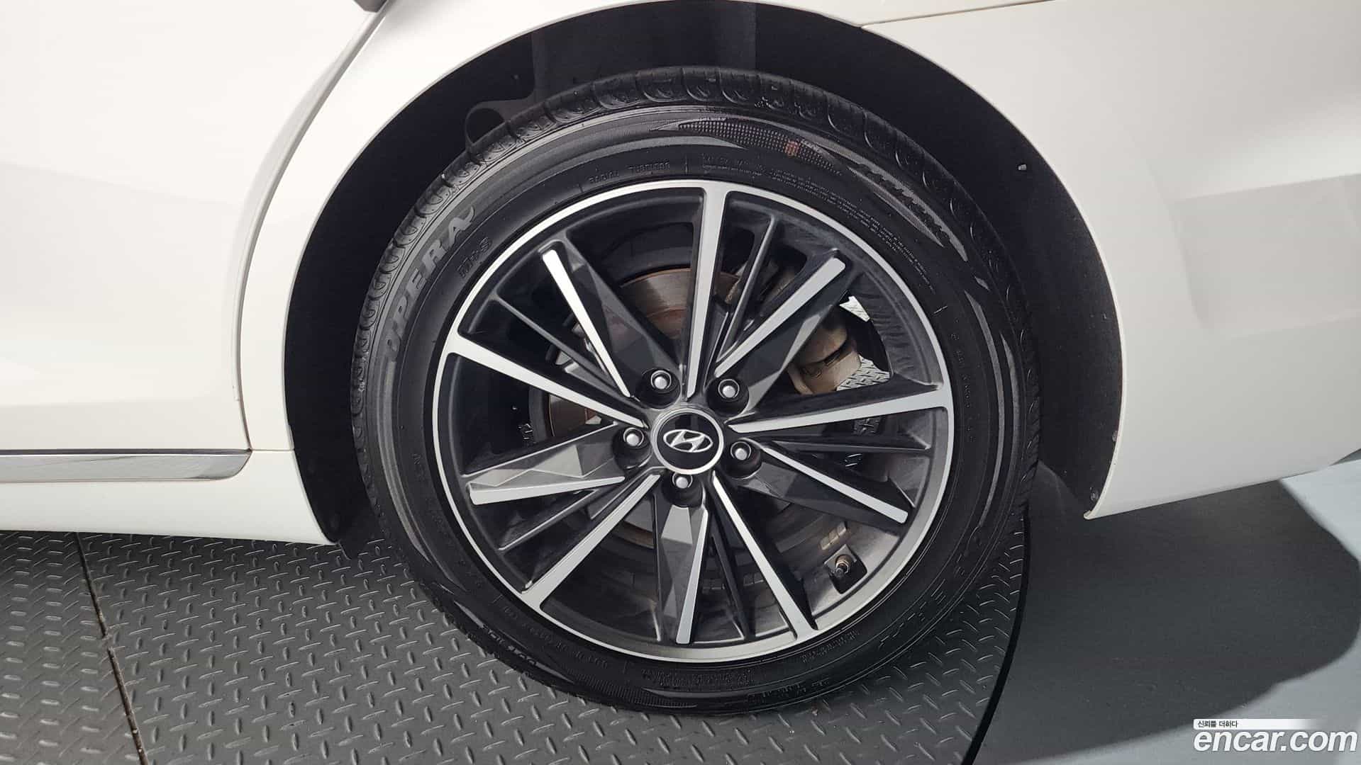 Grandeur Hyundai 2021.5-OUTER-031