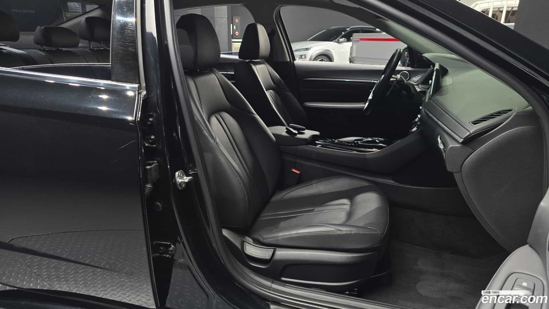 Sonata Hyundai 2022.5-INNER-036